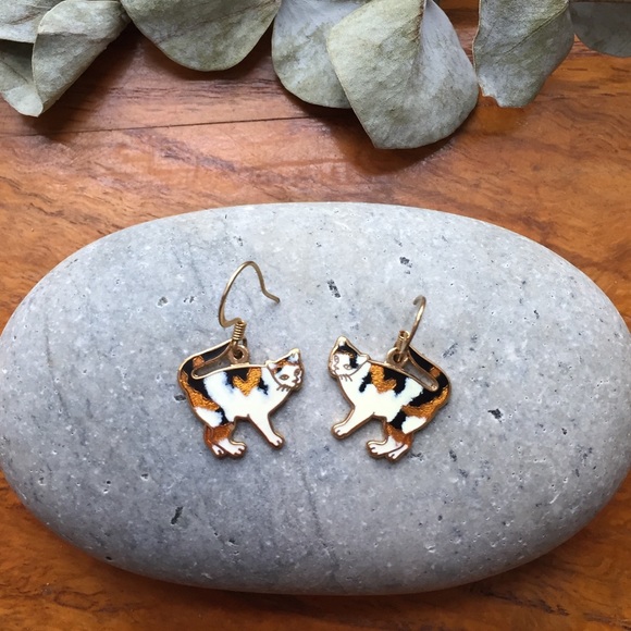 Vintage Jewelry - Calico cat earrings
